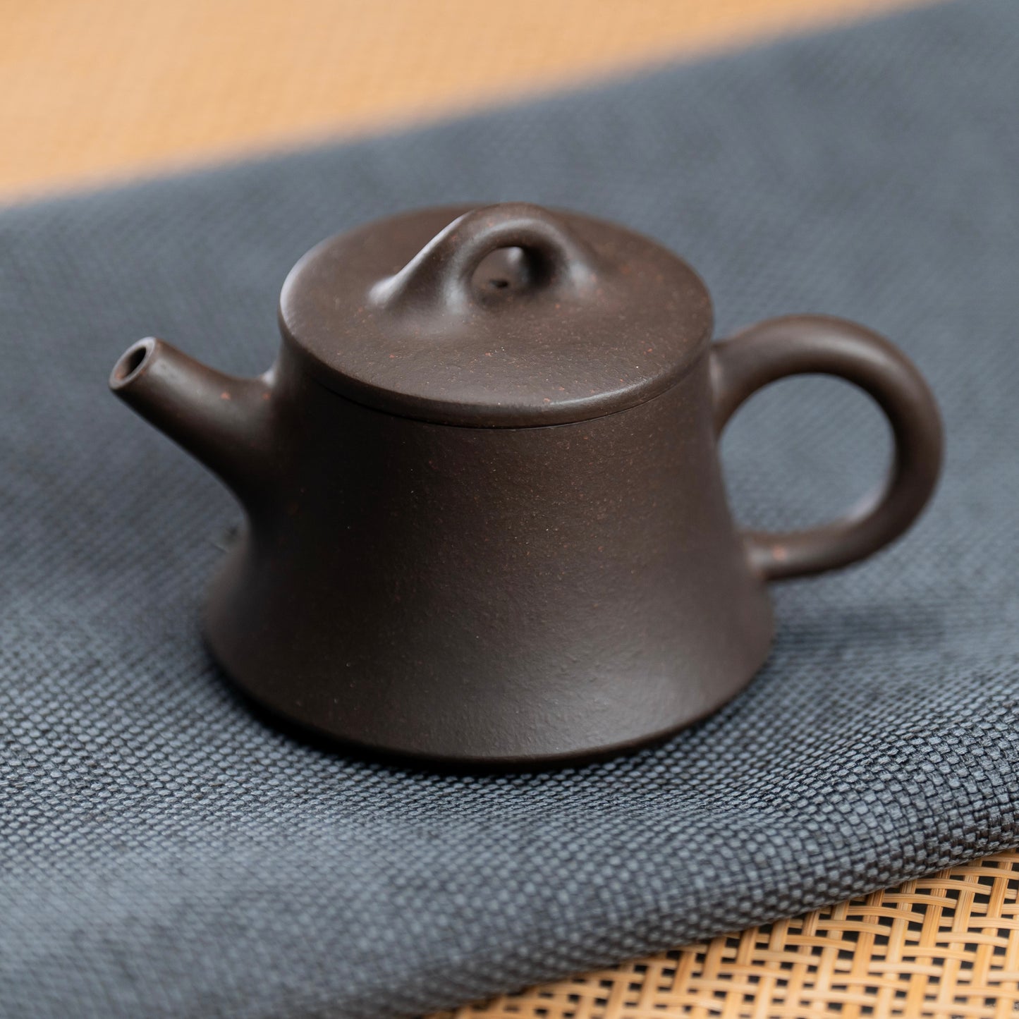 Purple Clay Teapot (Purple Clay) (Bell Shaped 120cc)